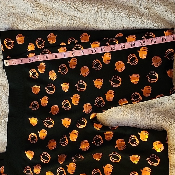 Pumpkin (S/M) Foil Black/Orange Halloween Leggings - Picture 6 of 10